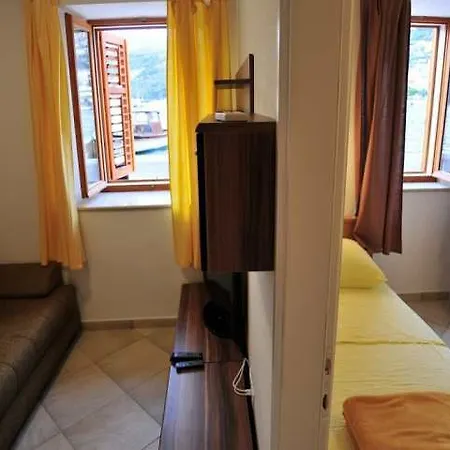 Coast House 3*